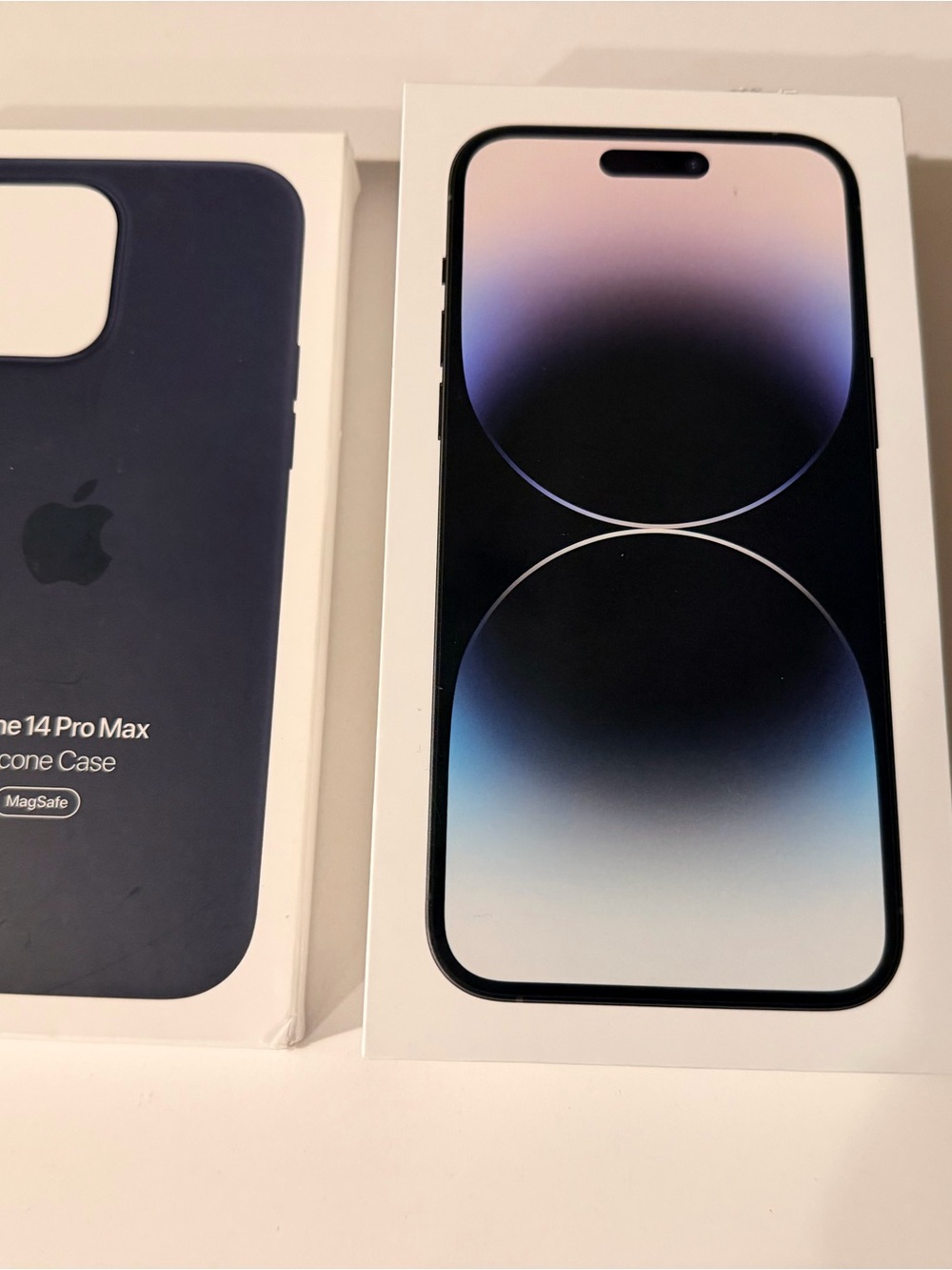 Apple iPhone 14 Pro Max - Black (Boxed) with charger and apple case